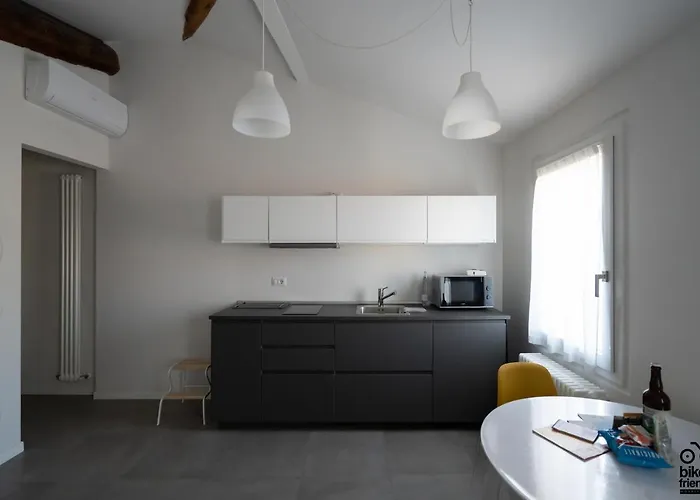 Apartment Monolocale Le Rondini Centralissimo *