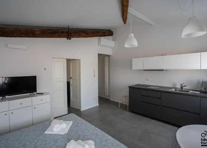 Monolocale Le Rondini Centralissimo Apartment *